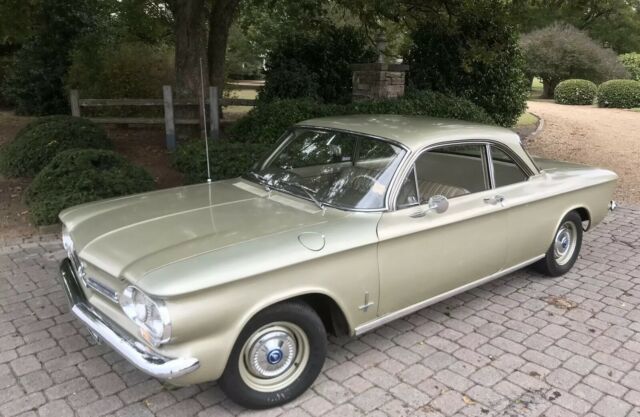 Chevrolet Corvair 1962 image number 0