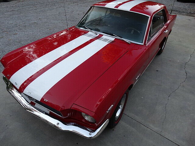 Ford Mustang 1966 image number 11