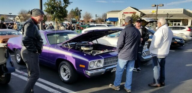 Plymouth Road Runner 1973 image number 45