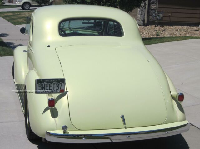 Chevrolet Business Coupe 1937 image number 17