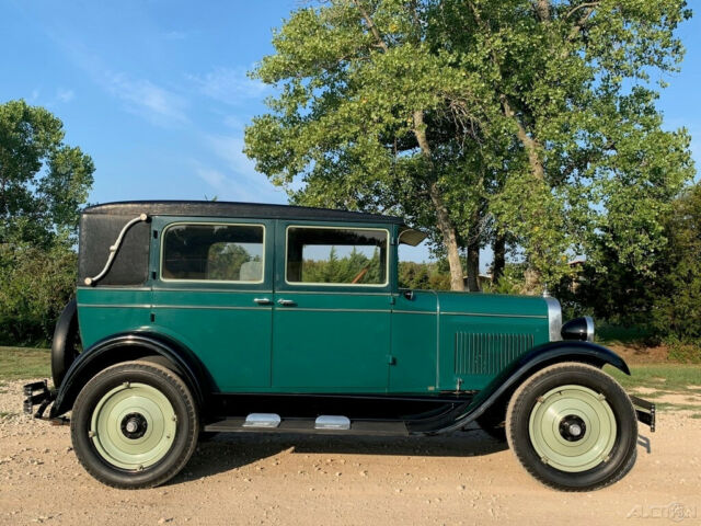 Chevrolet Imperial Lanau 1928 image number 1