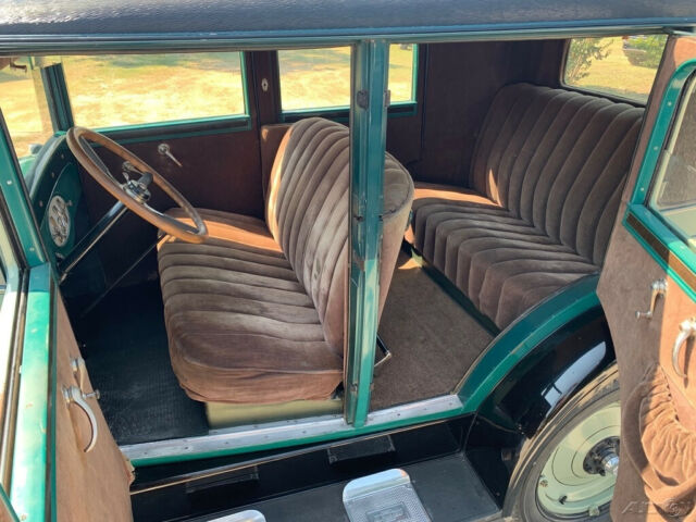 Chevrolet Imperial Lanau 1928 image number 3