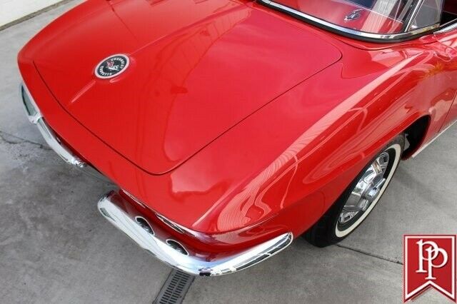 Chevrolet Corvette 1962 image number 10