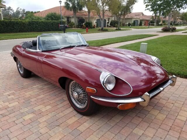 Jaguar E-Type 1969 image number 5