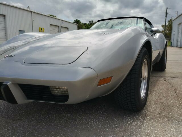 Chevrolet Corvette 1979 image number 32