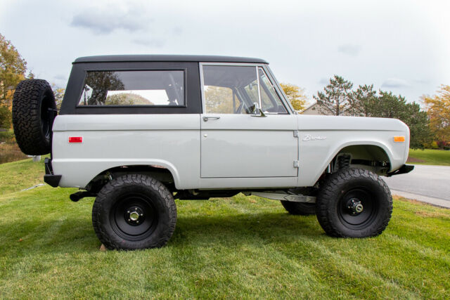 Ford Bronco 1971 image number 0