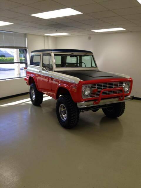 Ford Bronco 1971 image number 12