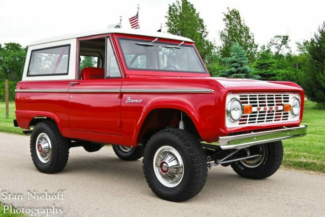 Ford Bronco 1971 image number 16