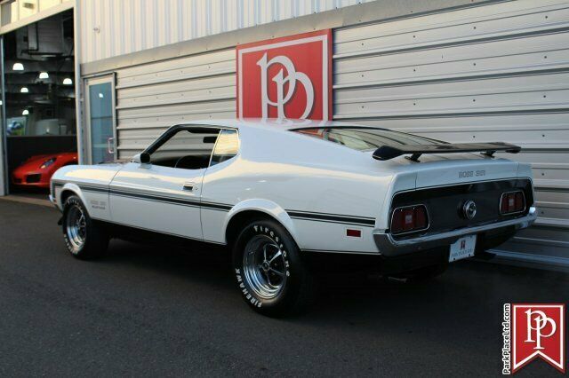 Ford Mustang 1971 image number 14