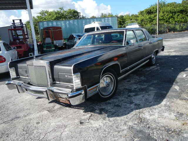 Lincoln Continental 1978 image number 0