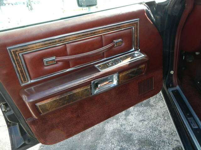 Lincoln Continental 1978 image number 17