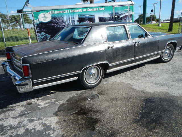 Lincoln Continental 1978 image number 26