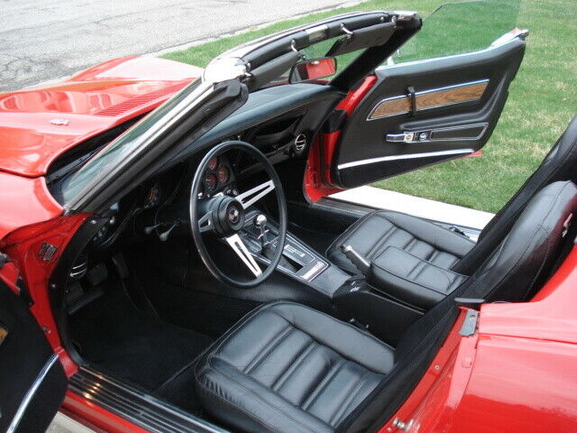 Chevrolet Corvette 1973 image number 10