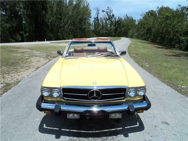 Mercedes-Benz SL-Class 1978 image number 1