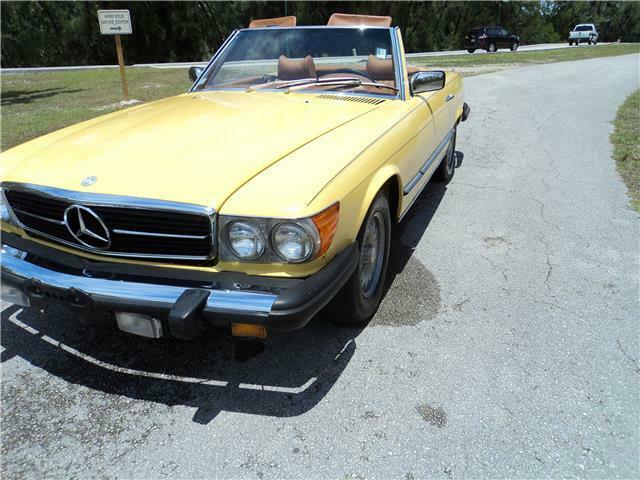 Mercedes-Benz SL-Class 1978 image number 30