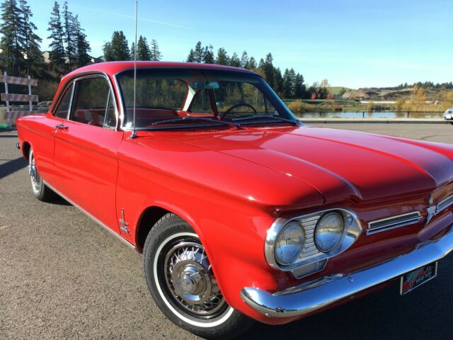 Chevrolet Corvair 1962 image number 10