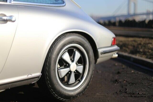 Porsche 911 1973 image number 15