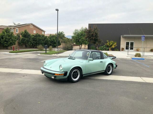 Porsche 911 1976 image number 7