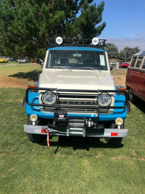 Toyota Land Cruiser 1976 image number 2