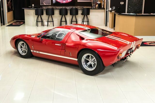 Ford GT40 1966 image number 15