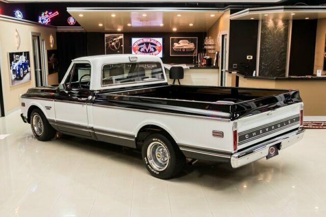 Chevrolet C-10 1970 image number 16