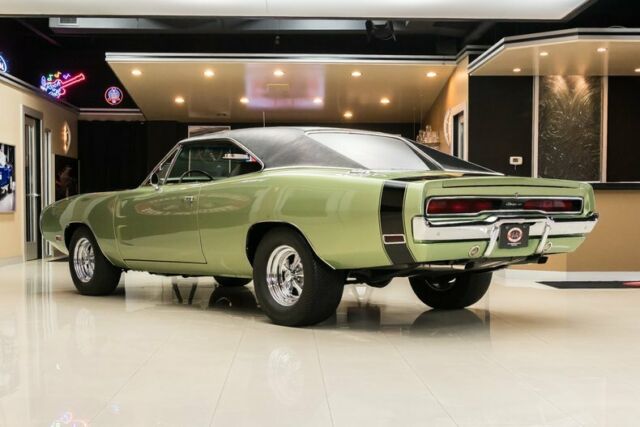 Dodge Charger 1970 image number 38