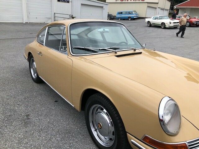 Porsche 912 1967 image number 27