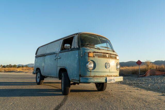 Volkswagen Bus/Vanagon 1973 image number 27