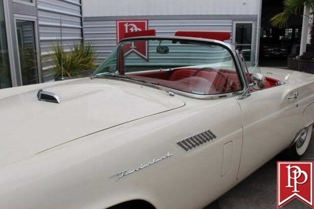 Ford Thunderbird 1957 image number 17