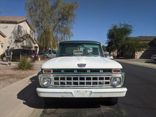 Ford F-250 1965 image number 0