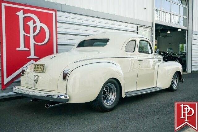 Chrysler 300 Series 1940 image number 16