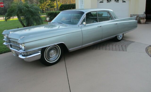 Cadillac DeVille 1963 image number 0