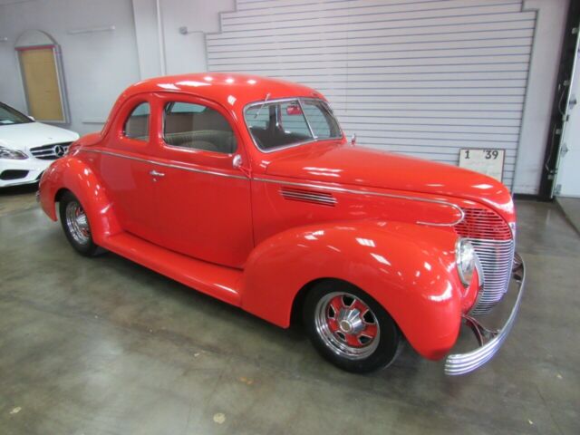 Ford Coupe 1939 image number 36