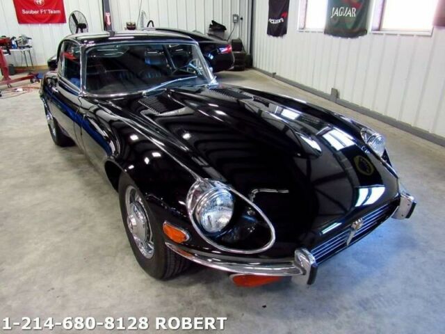 Jaguar E-Type 1971 image number 10