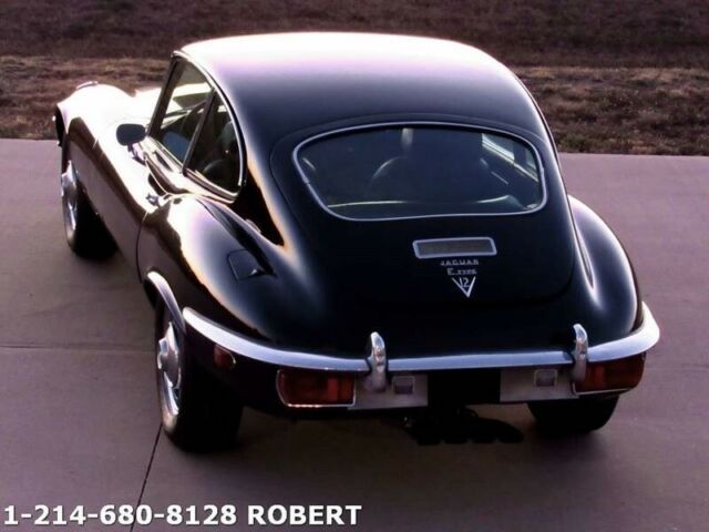 Jaguar E-Type 1971 image number 33