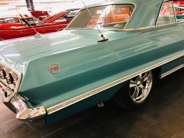 Chevrolet Impala 1963 image number 37