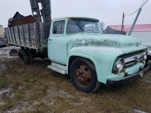 Ford F-500 1956 image number 0