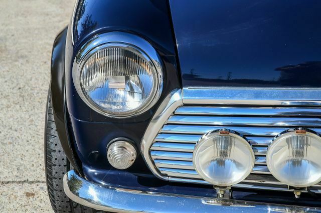 MORRIS MINOR MINI 1974 image number 32