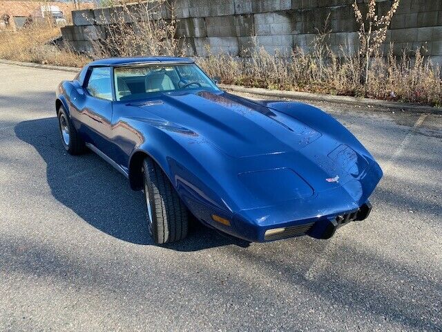 Chevrolet Corvette 1977 image number 30