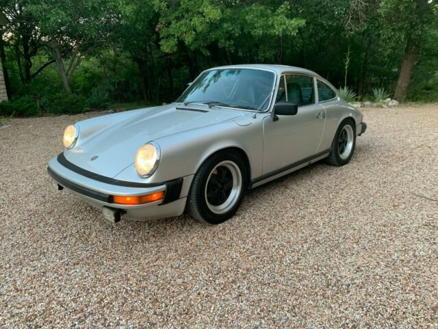 Porsche 911 1977 image number 16