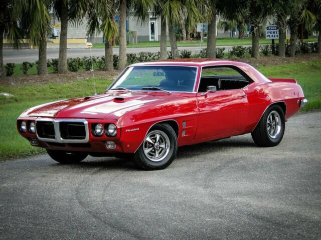 Pontiac Firebird 1969 image number 2