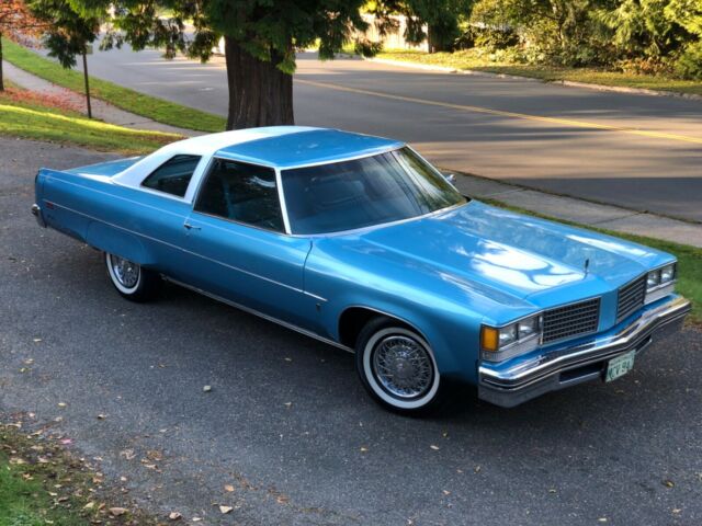 Oldsmobile Ninety-Eight 1976 image number 0