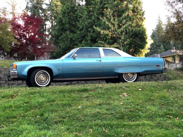 Oldsmobile Ninety-Eight 1976 image number 27