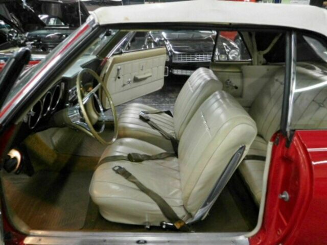 Chevrolet Corvair 1966 image number 20