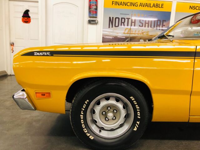 Plymouth Duster 1971 image number 11