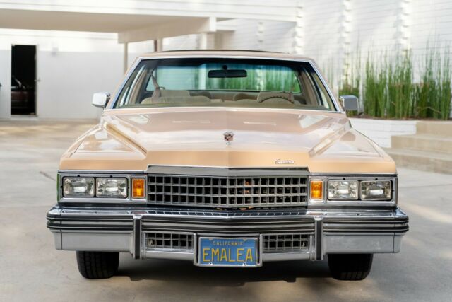 Cadillac DeVille 1978 image number 26