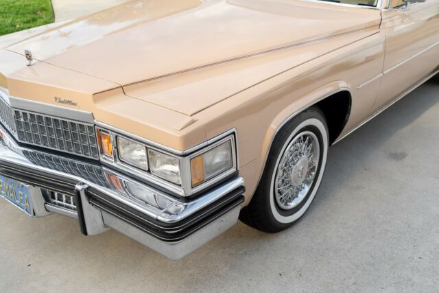 Cadillac DeVille 1978 image number 32