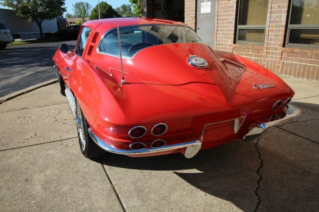 Chevrolet Corvette 1964 image number 27