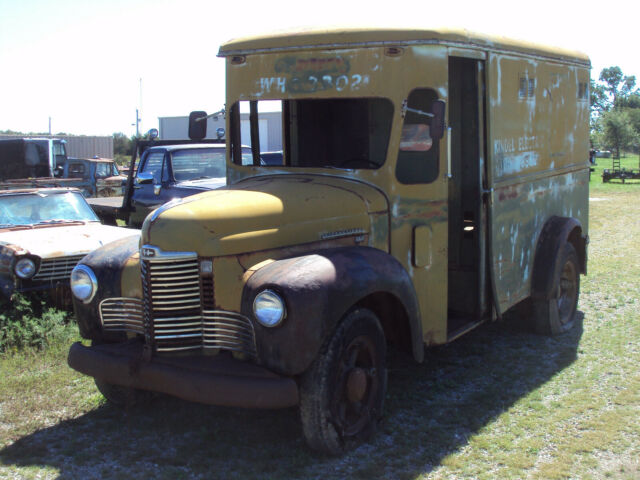 International Harvester KB5 1948 image number 0