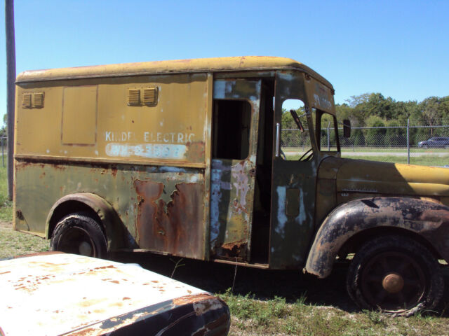 International Harvester KB5 1948 image number 27